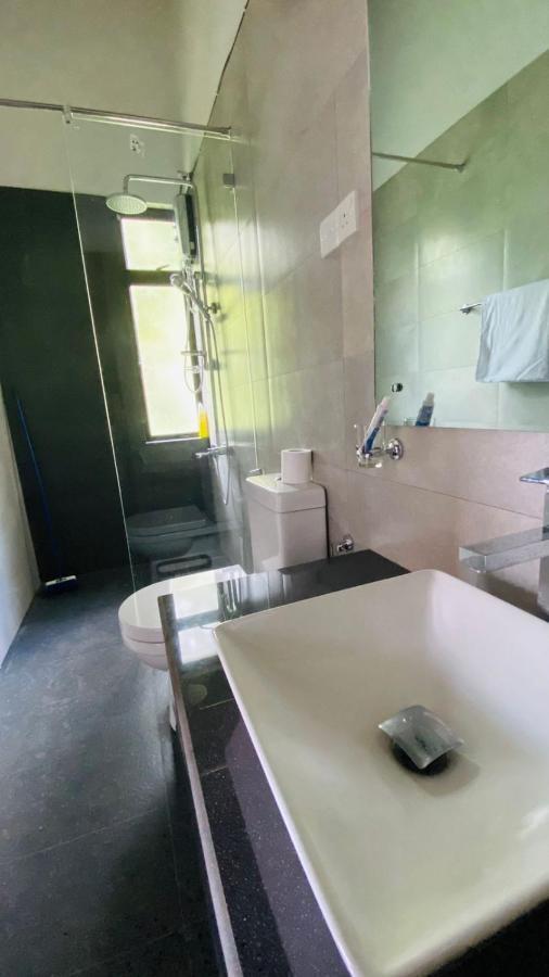 Travel Inn Deluxe Anniewatta แคนดี้ ภายนอก รูปภาพ